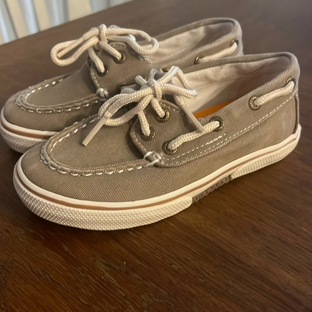 Sperry top-sider in boys size 9